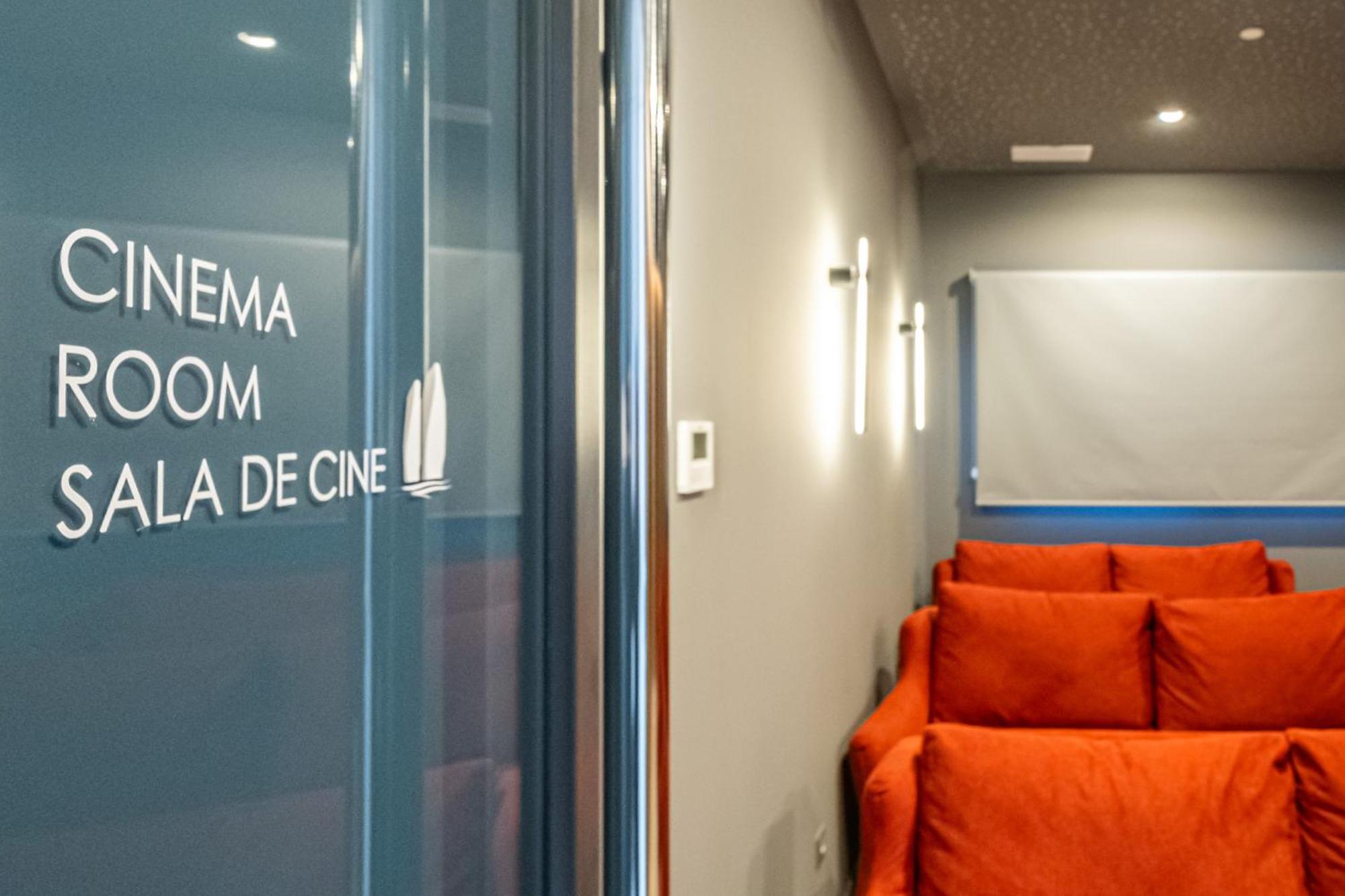 Sunset Cliffs Deluxe Apartment 6133 Poniente Beach Benidorm Bagian luar foto